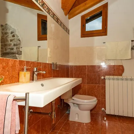 Salvia - House With Pool - Jurdani